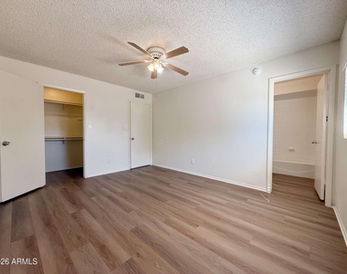 5321 W Sierra Street - Photo Thumbnail 26