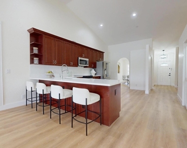 18208 Clear Brook Circle - Photo Thumbnail 3