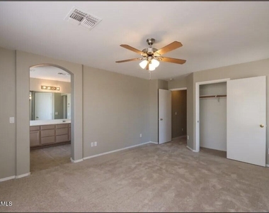 364 S Bermuda Drive - Photo Thumbnail 4