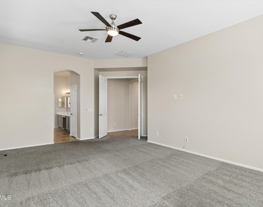 33849 N 43rd Street - Photo Thumbnail 33