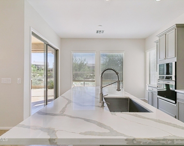 33849 N 43rd Street - Photo Thumbnail 9
