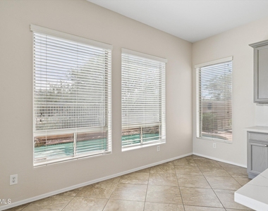33849 N 43rd Street - Photo Thumbnail 16