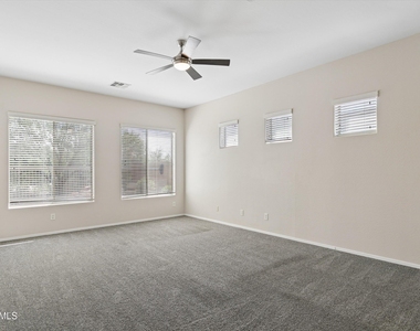 33849 N 43rd Street - Photo Thumbnail 35