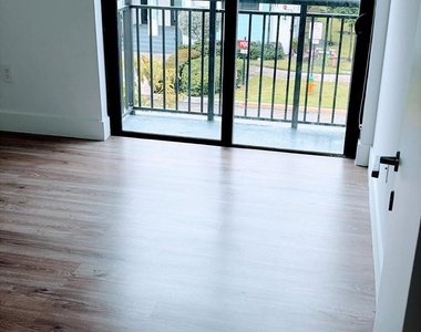 6171 Sw 36th Court - Photo Thumbnail 9