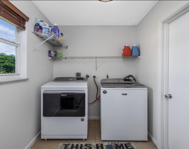 1810 Sw Gemini Lane - Photo Thumbnail 7