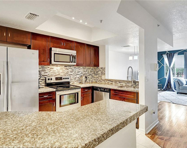 771 Sw 148th Avenue - Photo Thumbnail 8
