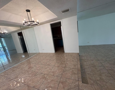 3710 Inverrary Drive - Photo Thumbnail 10