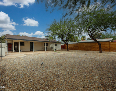 1343 E Mulberry Street - Photo Thumbnail 4