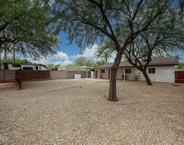 1343 E Mulberry Street - Photo Thumbnail 27