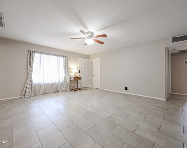 1343 E Mulberry Street - Photo Thumbnail 8
