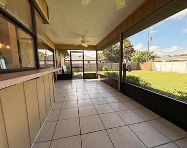 2225 Se Melaleuca Boulevard - Photo Thumbnail 16
