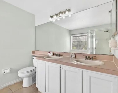 543 Pine Lake View Drive - Photo Thumbnail 7