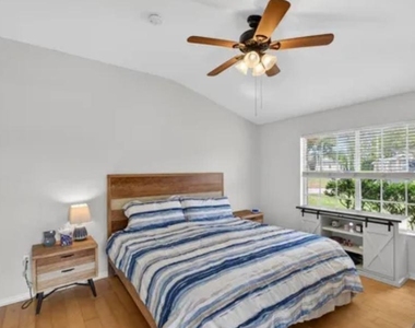 543 Pine Lake View Drive - Photo Thumbnail 8