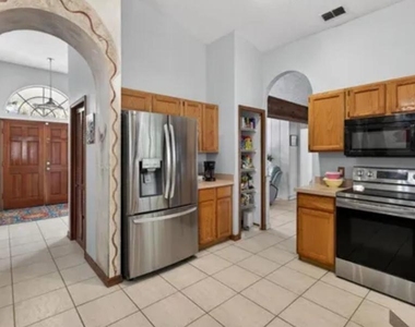 543 Pine Lake View Drive - Photo Thumbnail 2