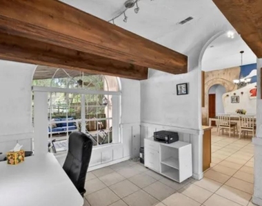 543 Pine Lake View Drive - Photo Thumbnail 4