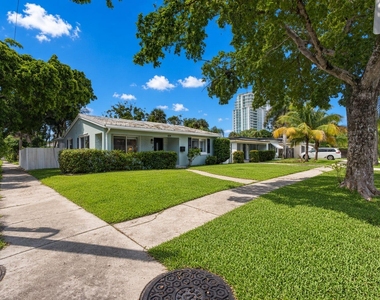 439 45th Street - Photo Thumbnail 29