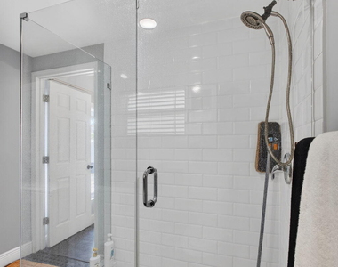 439 45th Street - Photo Thumbnail 23