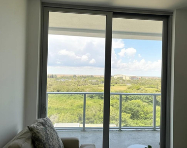 2000 Metropica Way - Photo Thumbnail 9
