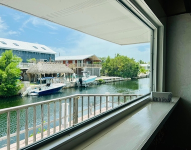 1540 Lantana Lane - Photo Thumbnail 9