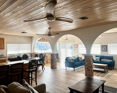 1540 Lantana Lane - Photo Thumbnail 13