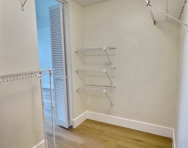 2845 Sw 22nd Avenue - Photo Thumbnail 14