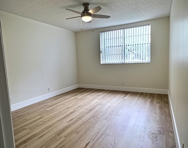 2845 Sw 22nd Avenue - Photo Thumbnail 11