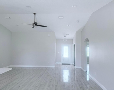 4001 Sw Mccrory Street - Photo Thumbnail 13