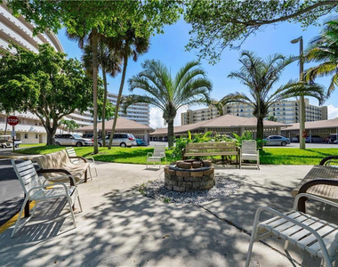 1523 E Hillsboro Boulevard - Photo Thumbnail 12