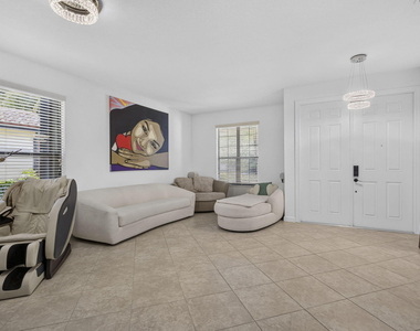 4577 Willow Run Way - Photo Thumbnail 19