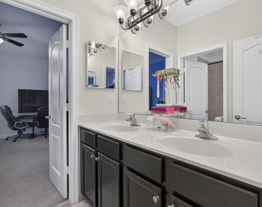 4577 Willow Run Way - Photo Thumbnail 45
