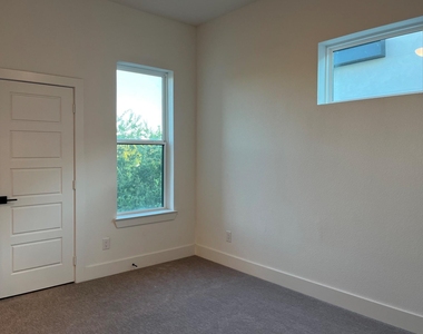 2610 Kimsey Drive - Photo Thumbnail 15