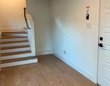 2610 Kimsey Drive - Photo Thumbnail 2