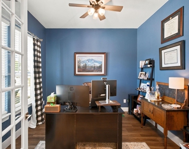 2327 Jack Rabbit Way - Photo Thumbnail 6