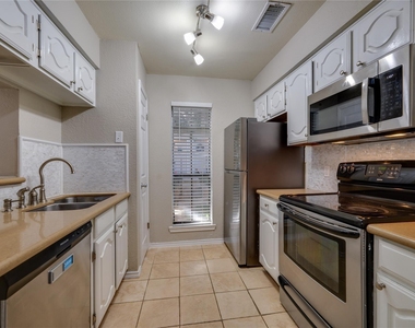 14333 Preston Road - Photo Thumbnail 10