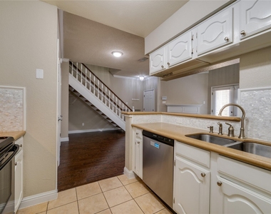 14333 Preston Road - Photo Thumbnail 13