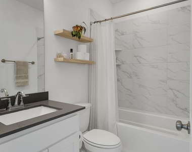 2654 Settlers Place - Photo Thumbnail 23