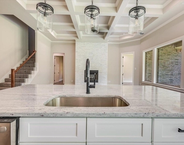 4011 Ponca Drive - Photo Thumbnail 3