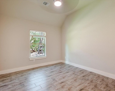 4011 Ponca Drive - Photo Thumbnail 15