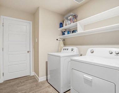 4028 Cornerstone Circle - Photo Thumbnail 34