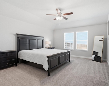 4028 Cornerstone Circle - Photo Thumbnail 18