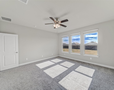15816 Farringdon Street - Photo Thumbnail 17
