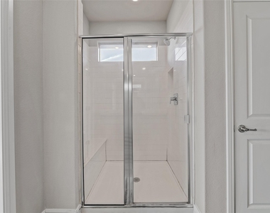 15816 Farringdon Street - Photo Thumbnail 19