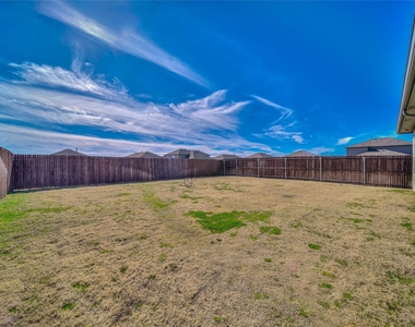 15816 Farringdon Street - Photo Thumbnail 35