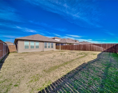 15816 Farringdon Street - Photo Thumbnail 34