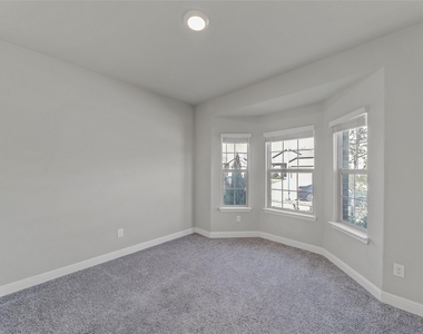 15816 Farringdon Street - Photo Thumbnail 23