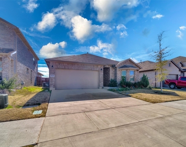 15816 Farringdon Street - Photo Thumbnail 1