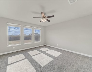 15816 Farringdon Street - Photo Thumbnail 16
