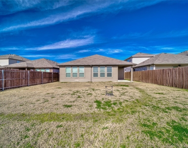 15816 Farringdon Street - Photo Thumbnail 33
