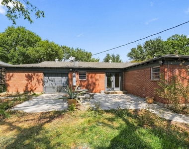 5412 Palmer Drive - Photo Thumbnail 30