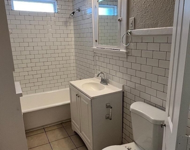 901 N Bishop Avenue - Photo Thumbnail 4